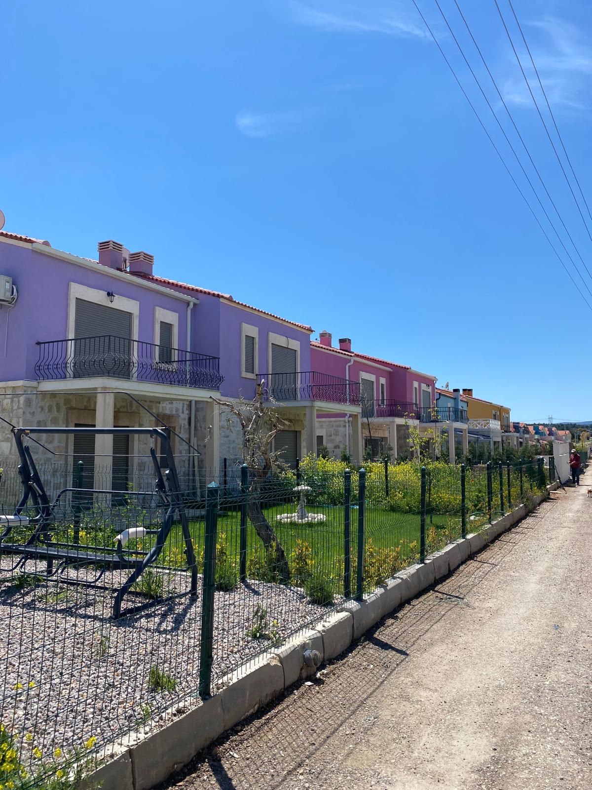 Kare Olivia Kuşçular